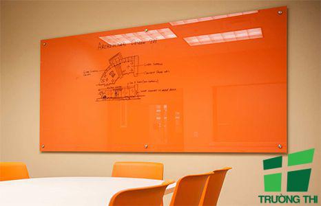 Bảng kính văn phòng Colorful màu cam giá tốt bền đẹp tại TP.HCM